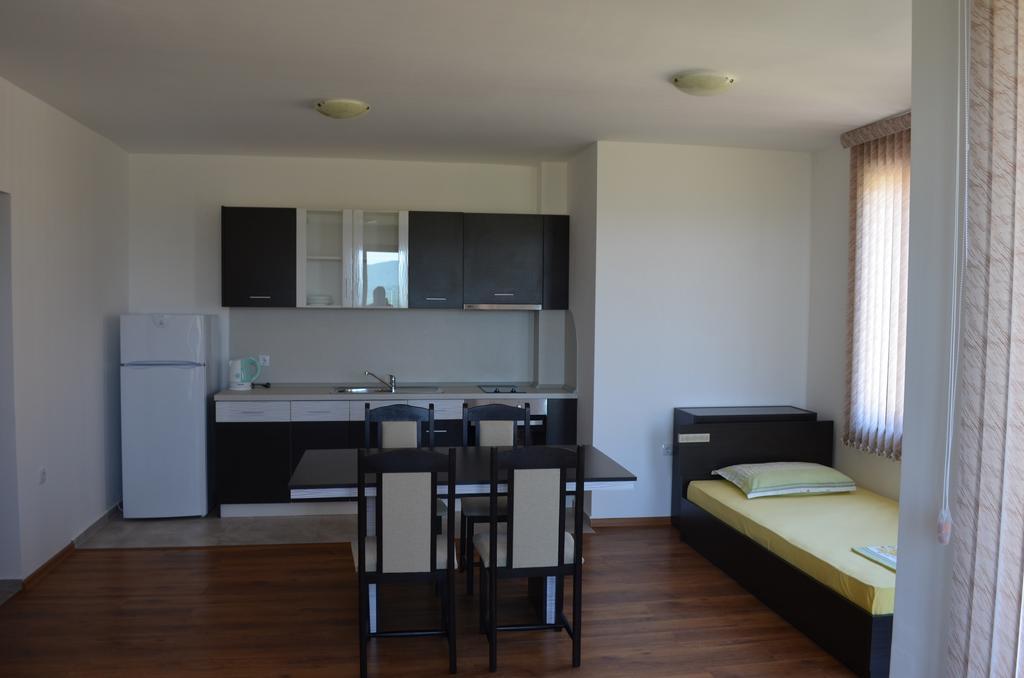 Guest House Georgievi Πριμόρσκο Δωμάτιο φωτογραφία