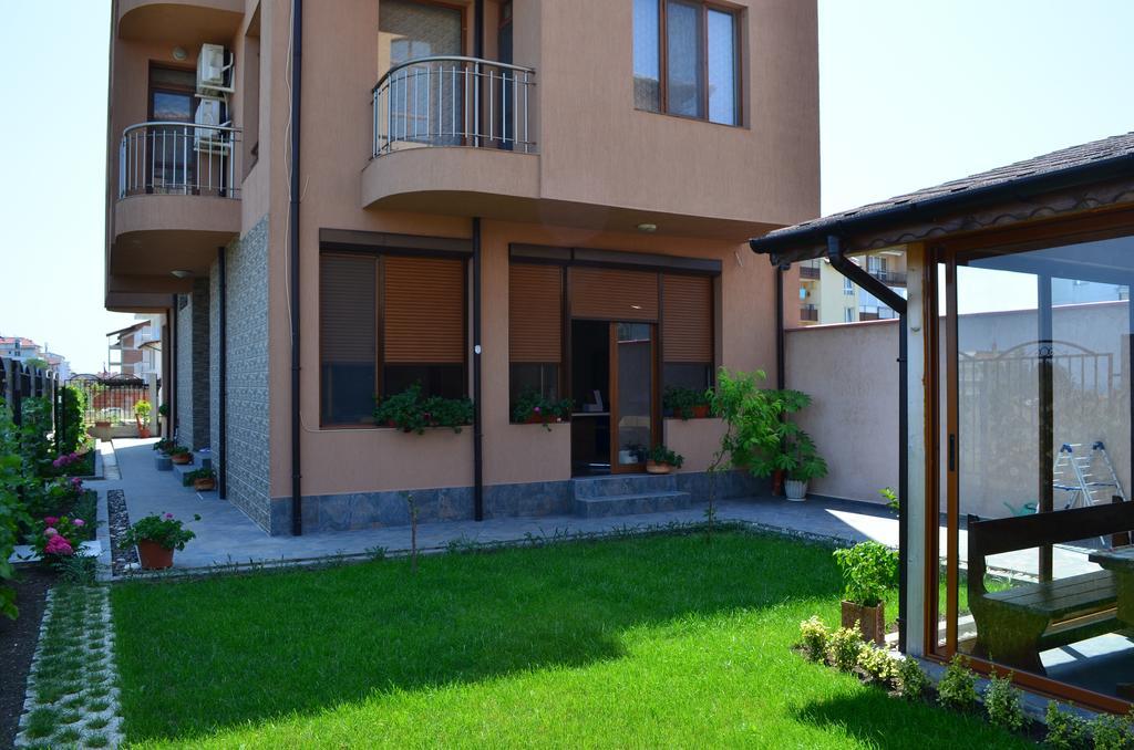 Guest House Georgievi Πριμόρσκο Εξωτερικό φωτογραφία