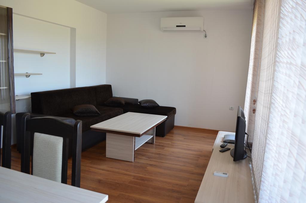 Guest House Georgievi Πριμόρσκο Δωμάτιο φωτογραφία