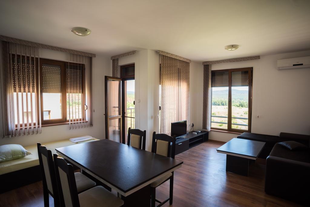 Guest House Georgievi Πριμόρσκο Εξωτερικό φωτογραφία
