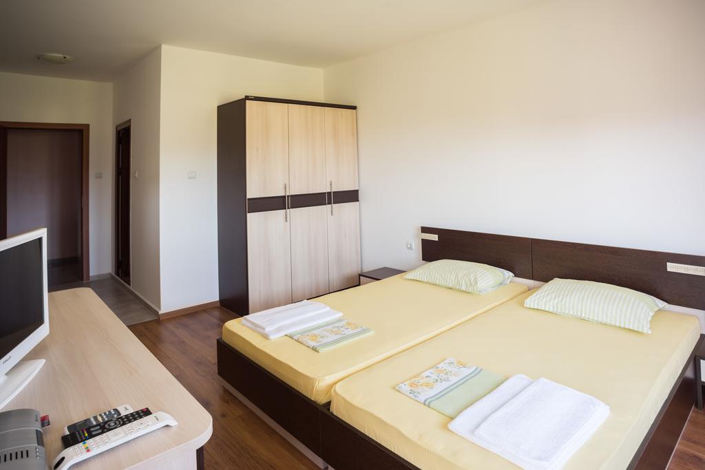 Guest House Georgievi Πριμόρσκο Εξωτερικό φωτογραφία